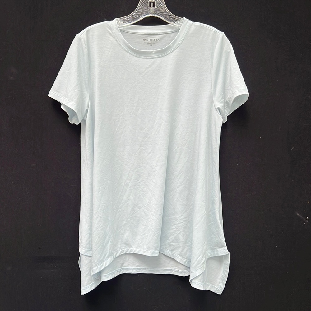 Athleta women short sleeve light green top size medium